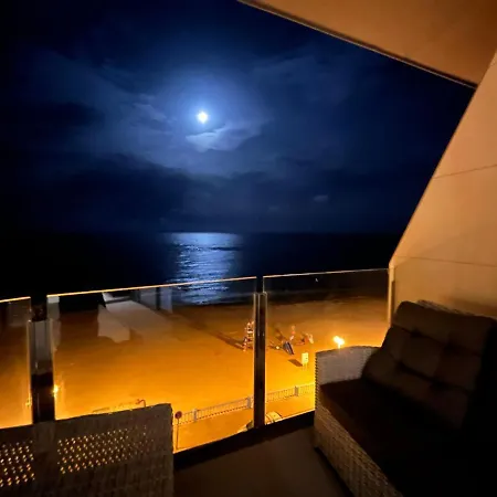 Exclusive For 6 People On The - Front Line - 1st Line Apartment *