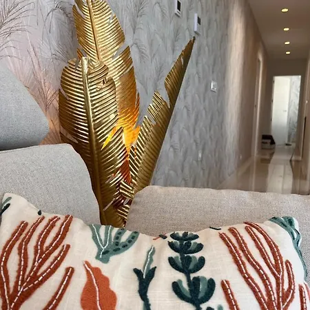 Exclusive For 6 People On The - Front Line - 1st Line Apartment Torrevieja